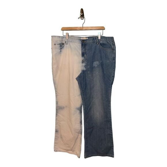 Fashion Bug 1/2 Bleached Bootcut Jeans Plus Size 24 - Picture 1 of 4